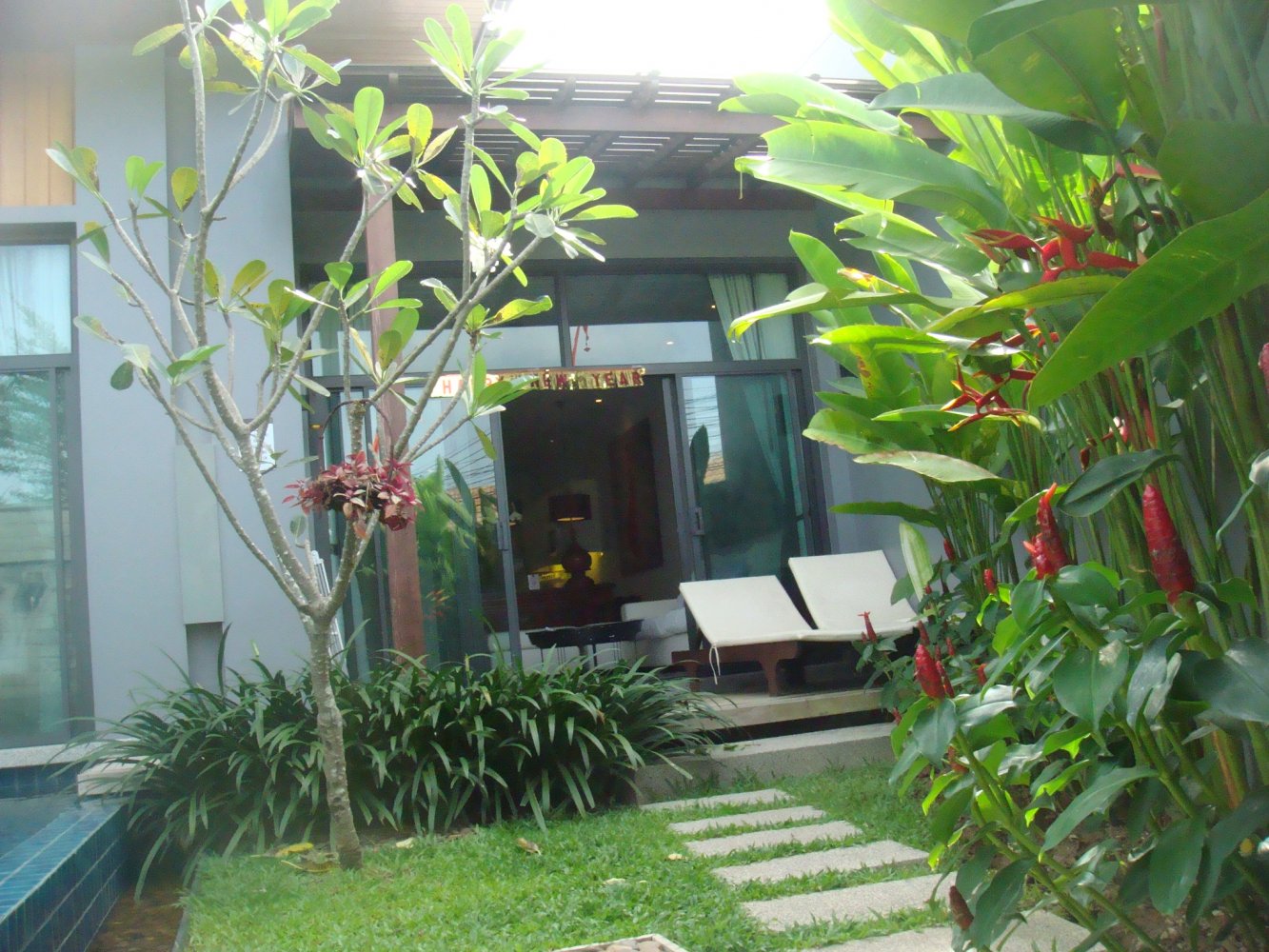Property image - full photo 3
