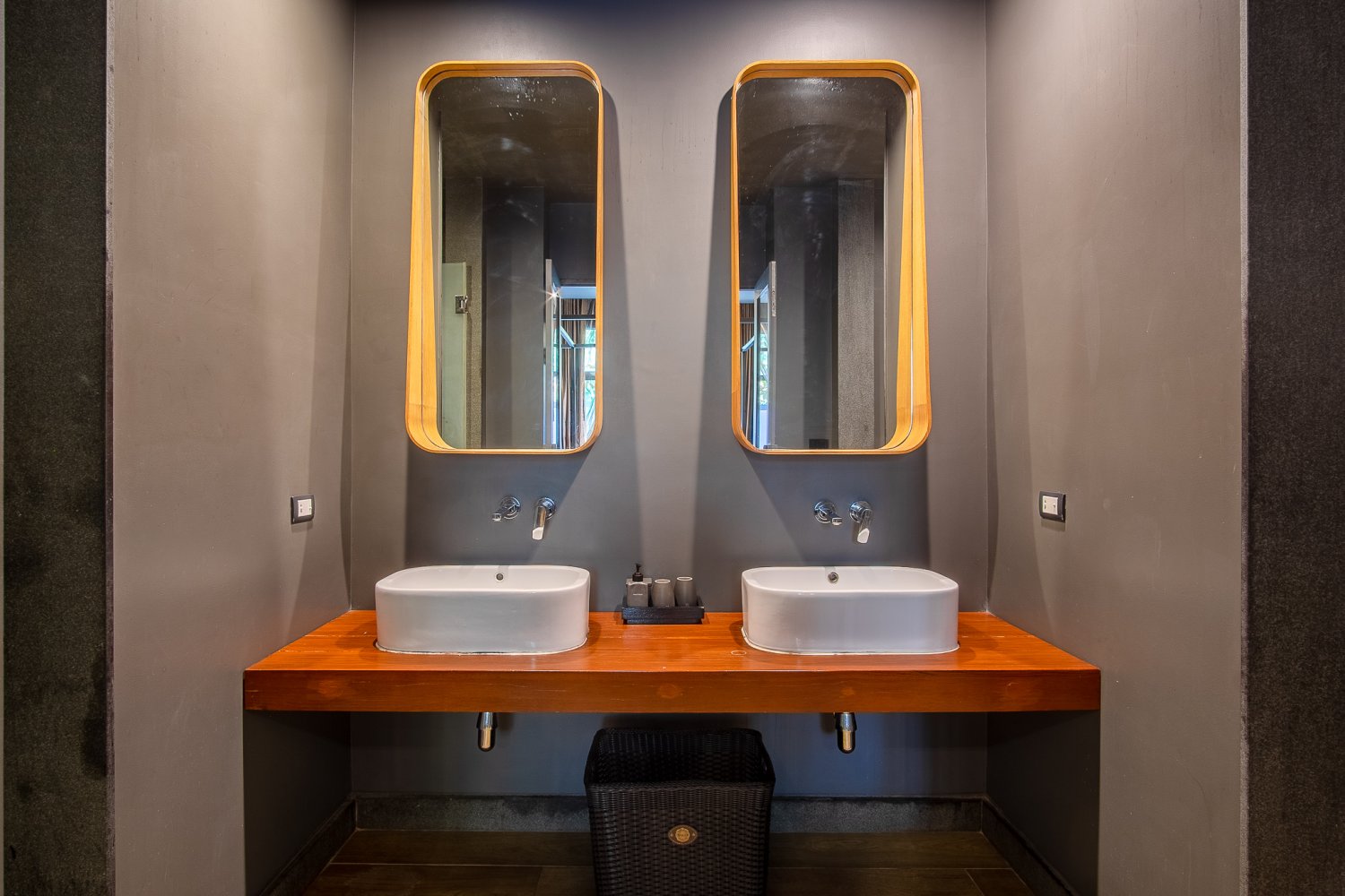 Property image - full photo 19