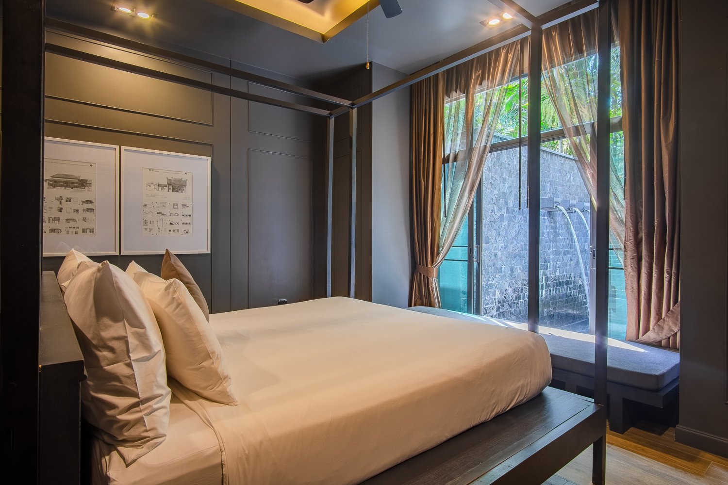 Property image - full photo 16
