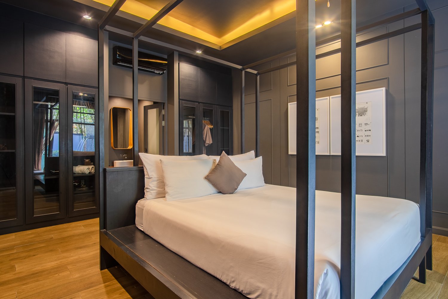 Property image - full photo 12