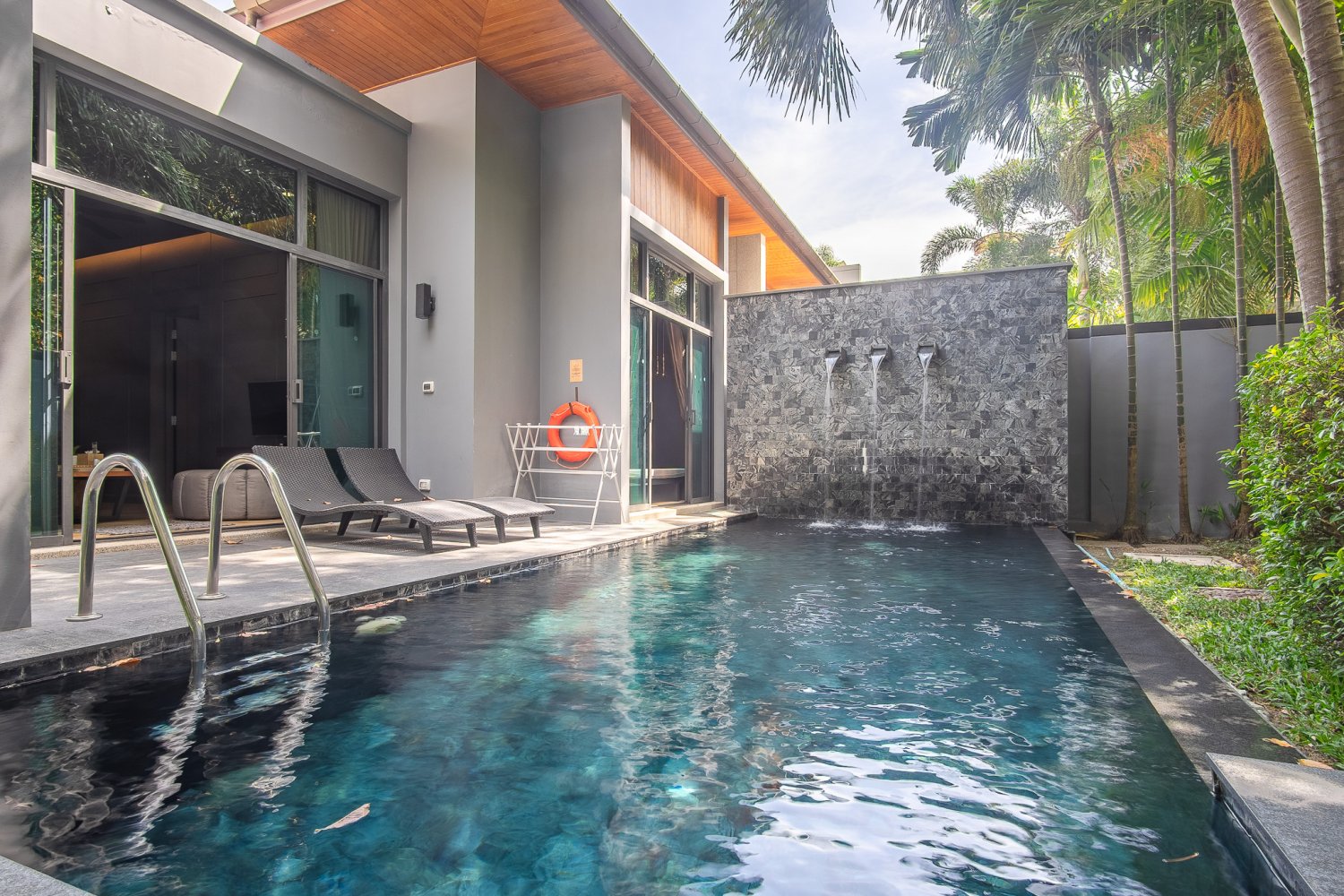Property image - full photo 1