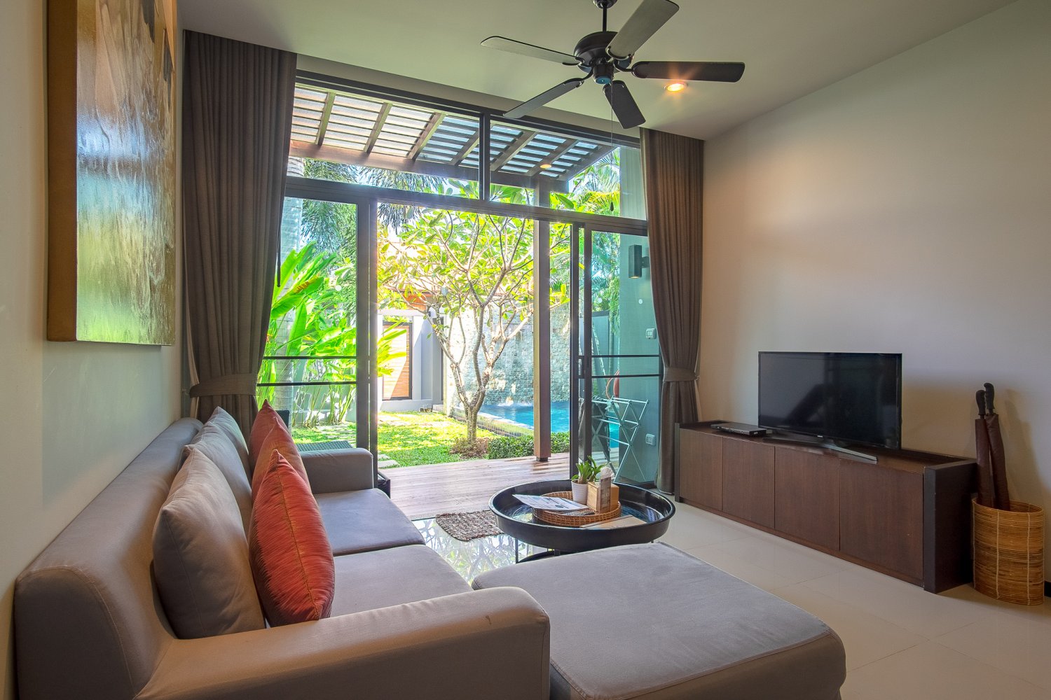 Property image - full photo 6