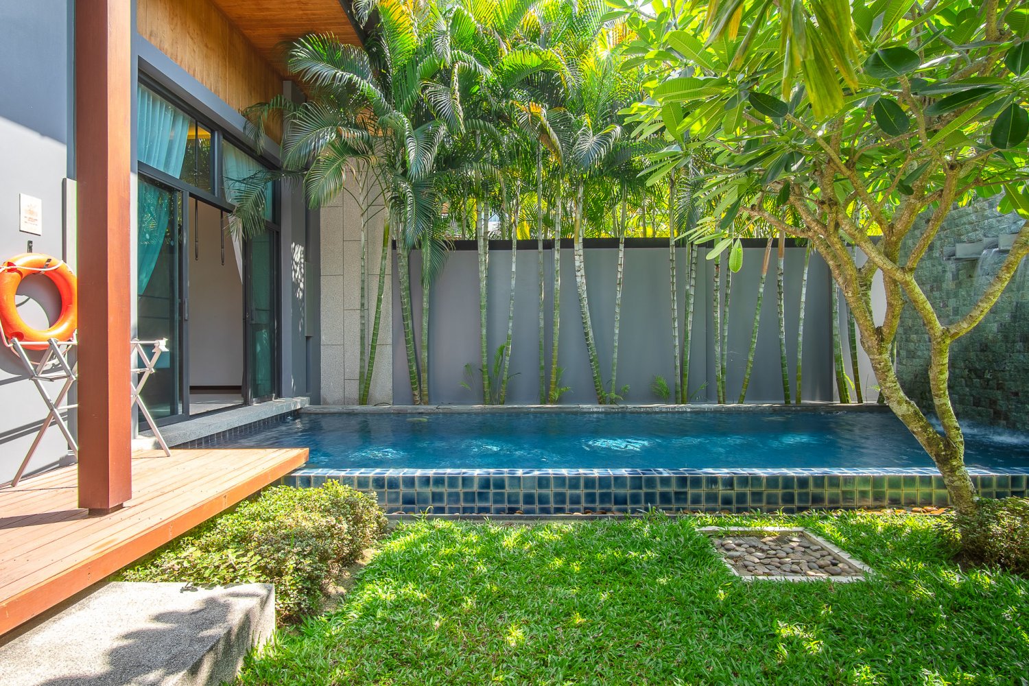 Property image - full photo 4