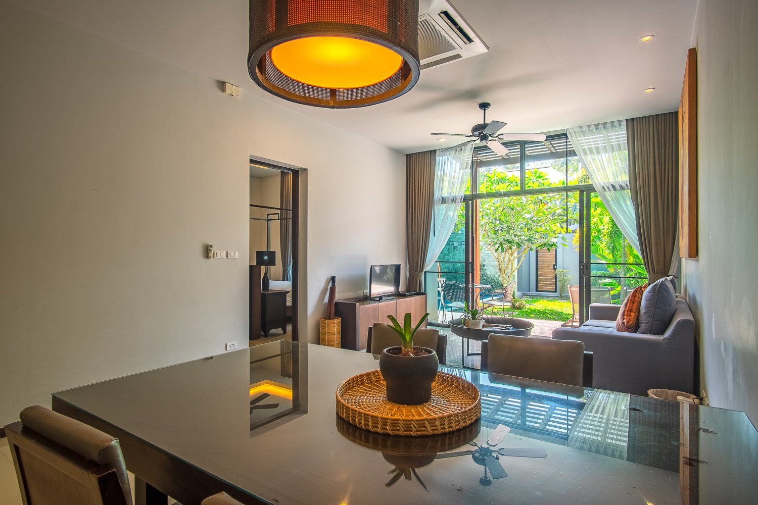 Property image - full photo 11
