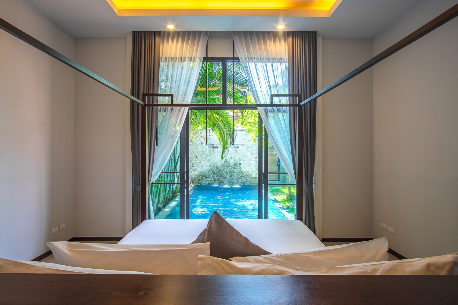 Property image - full photo 17