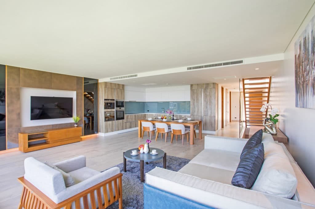 Property image - full photo 33