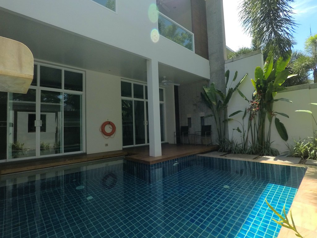 Property image - full photo 13