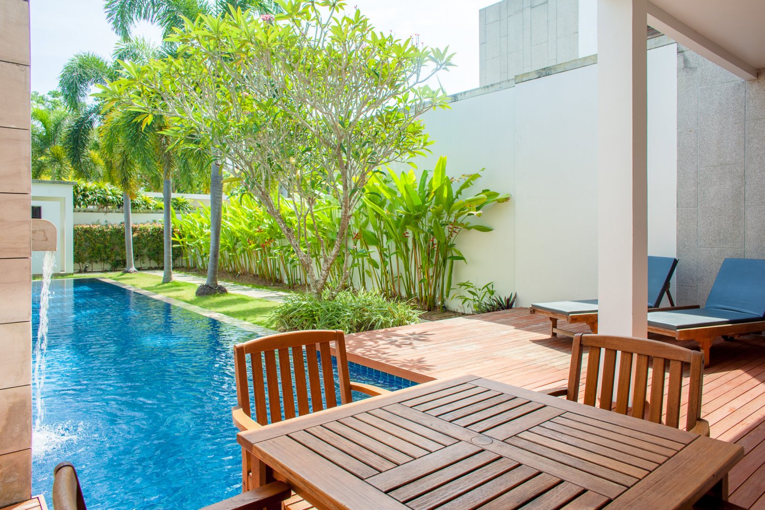 Property image - full photo 3