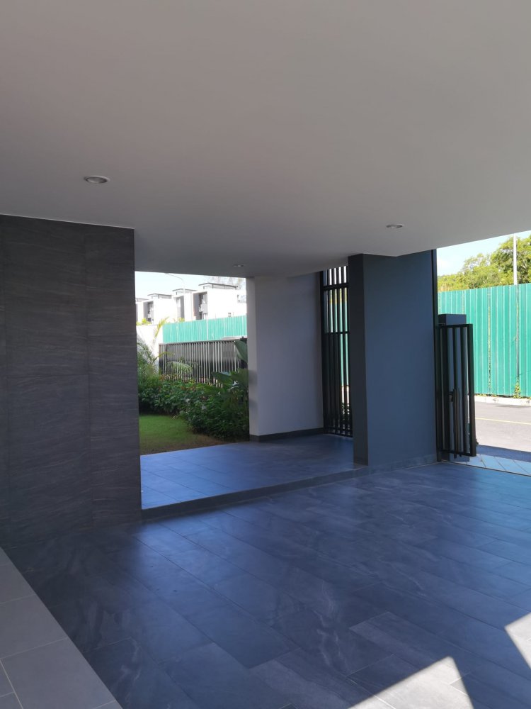 Property image - full photo 23