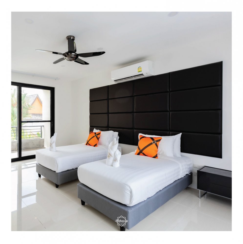 Property image - full photo 10