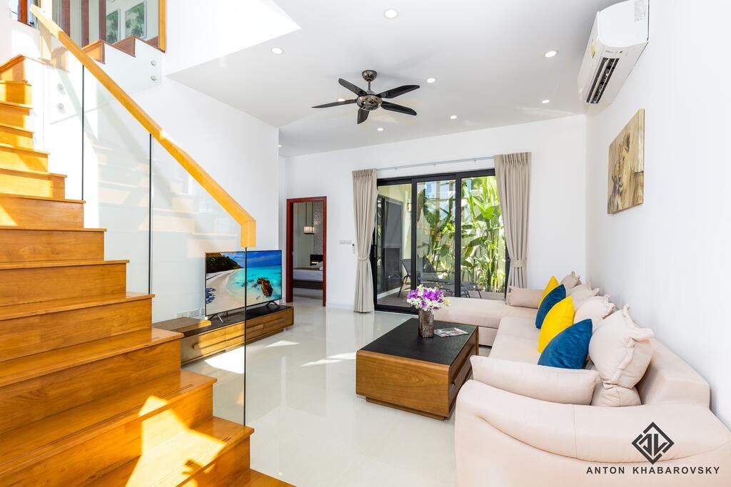 Property image - full photo 7