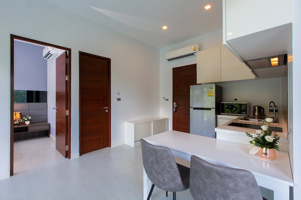 Property image - full photo 11
