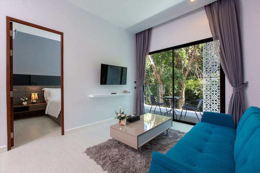 Property image - full photo 8