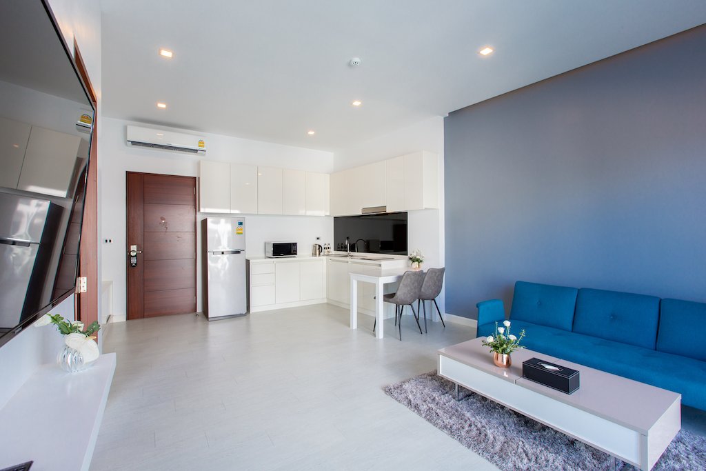 Property image - full photo 3