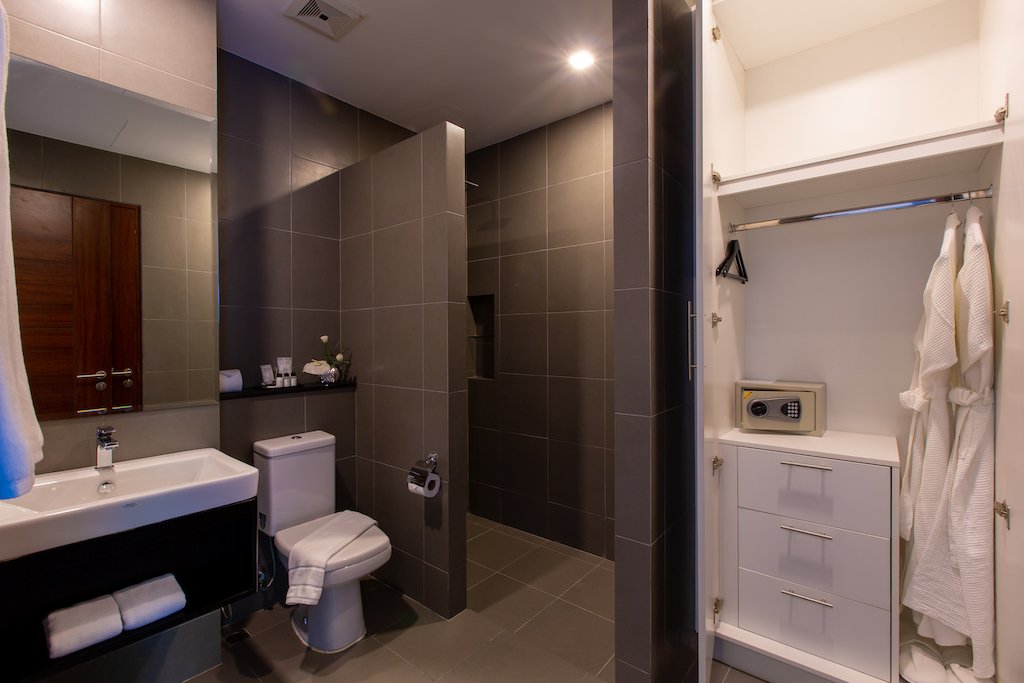Property image - full photo 8