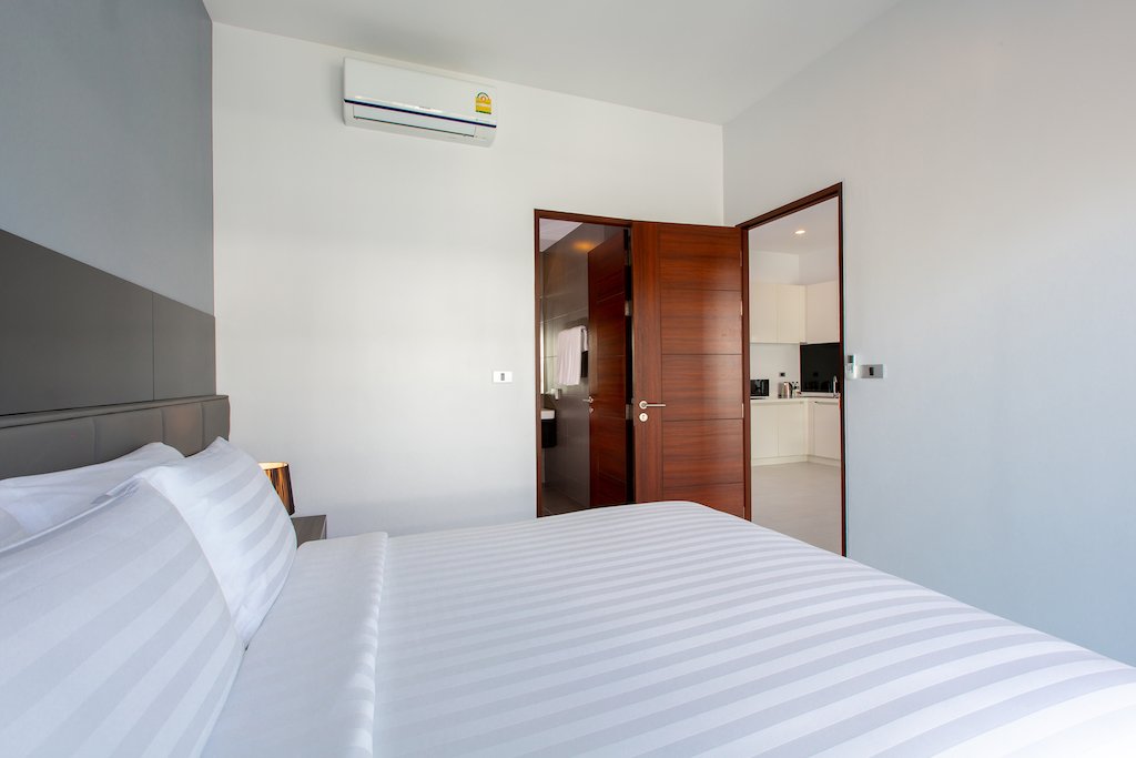 Property image - full photo 7