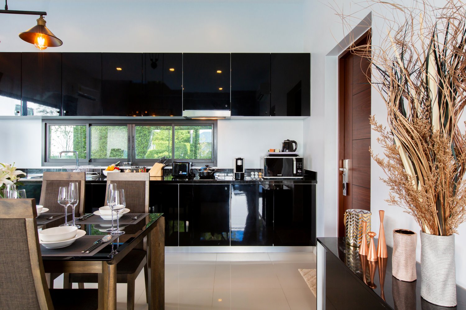 Property image - full photo 12