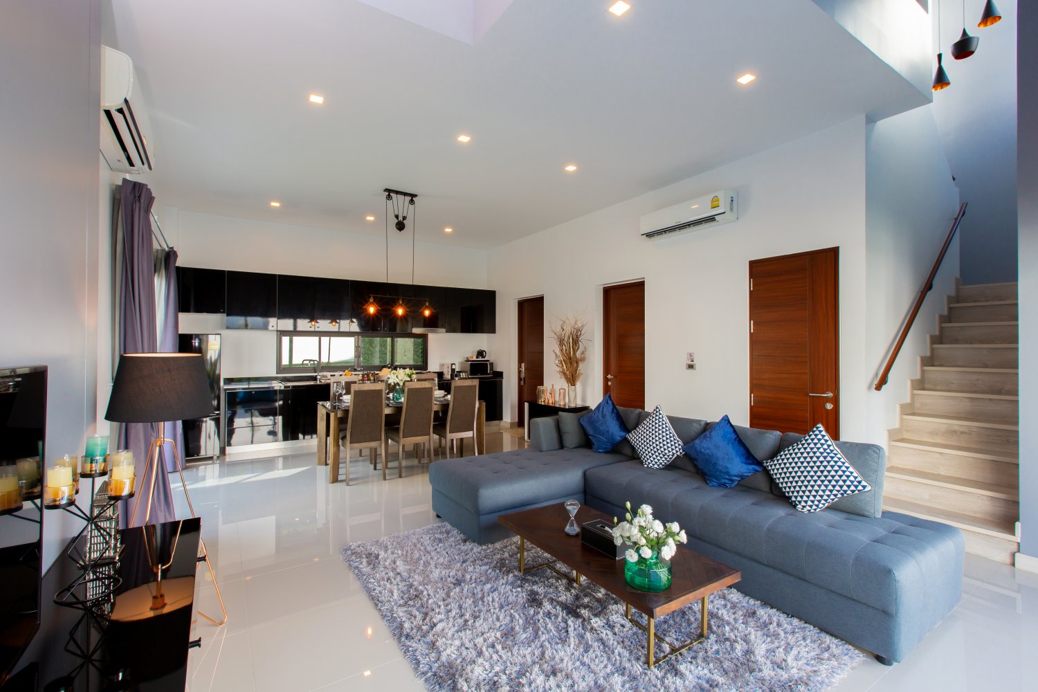Property image - full photo 7