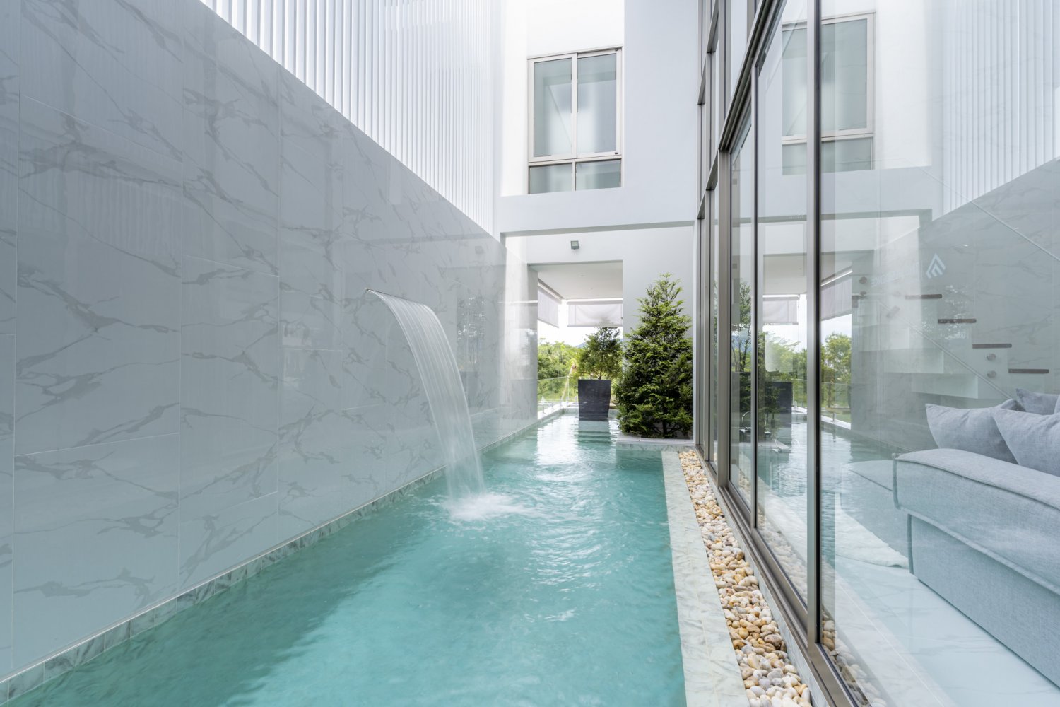 Property image - full photo 7