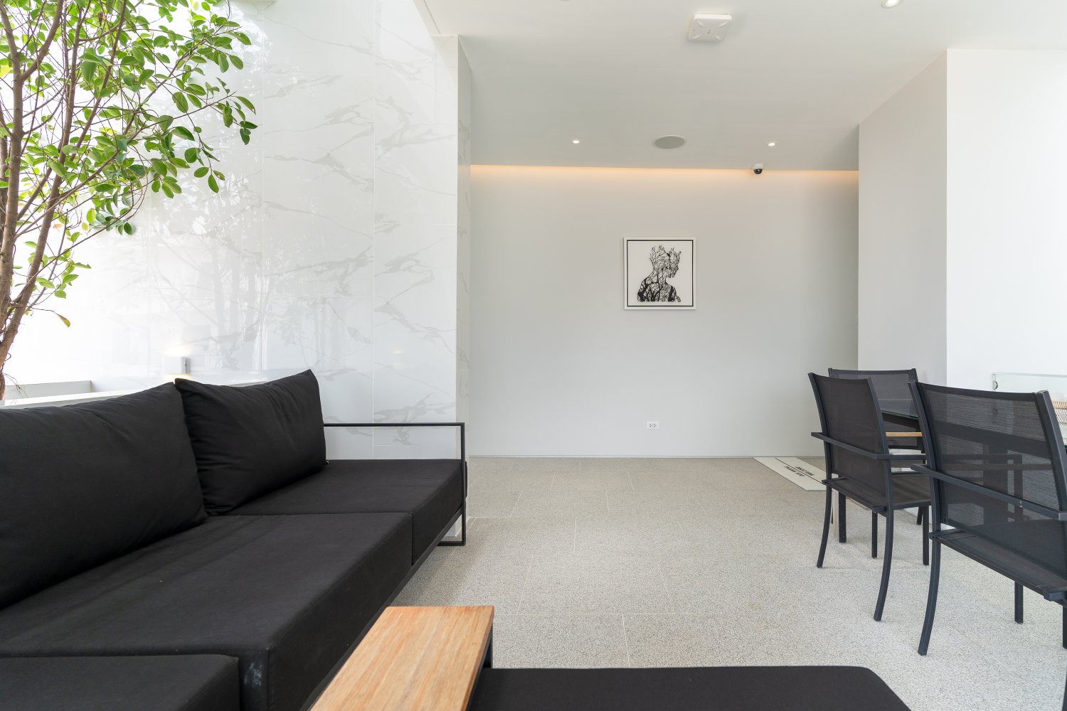 Property image - full photo 28