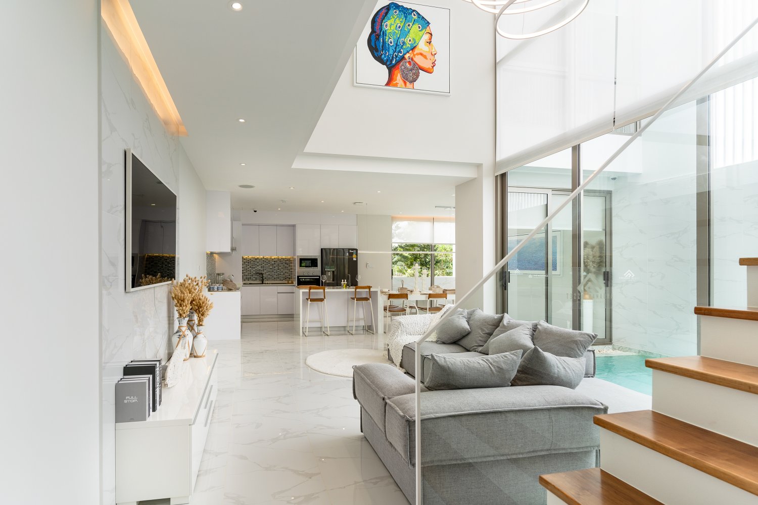 Property image - full photo 36