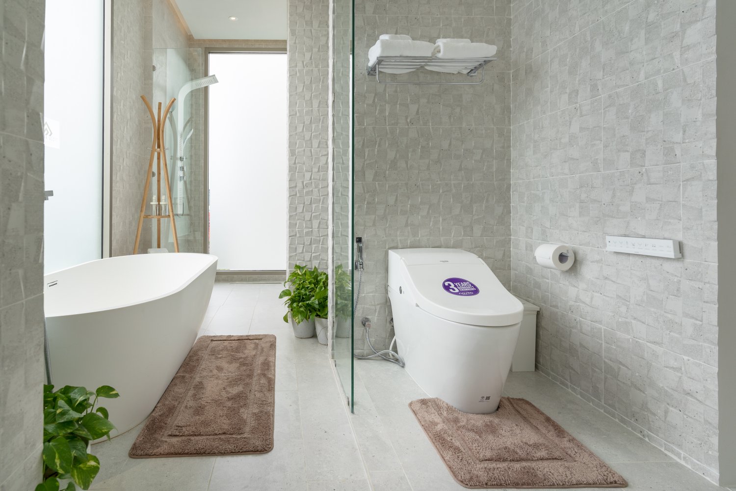Property image - full photo 51