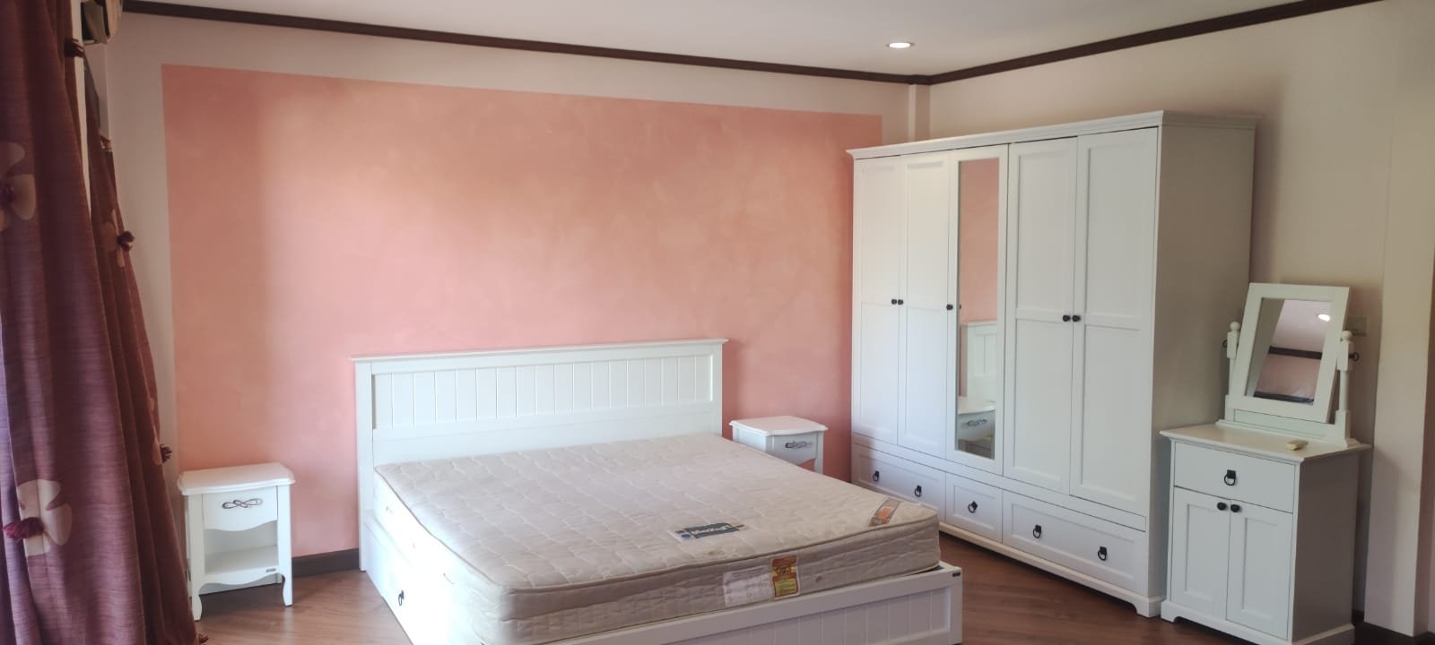 Property image - full photo 23