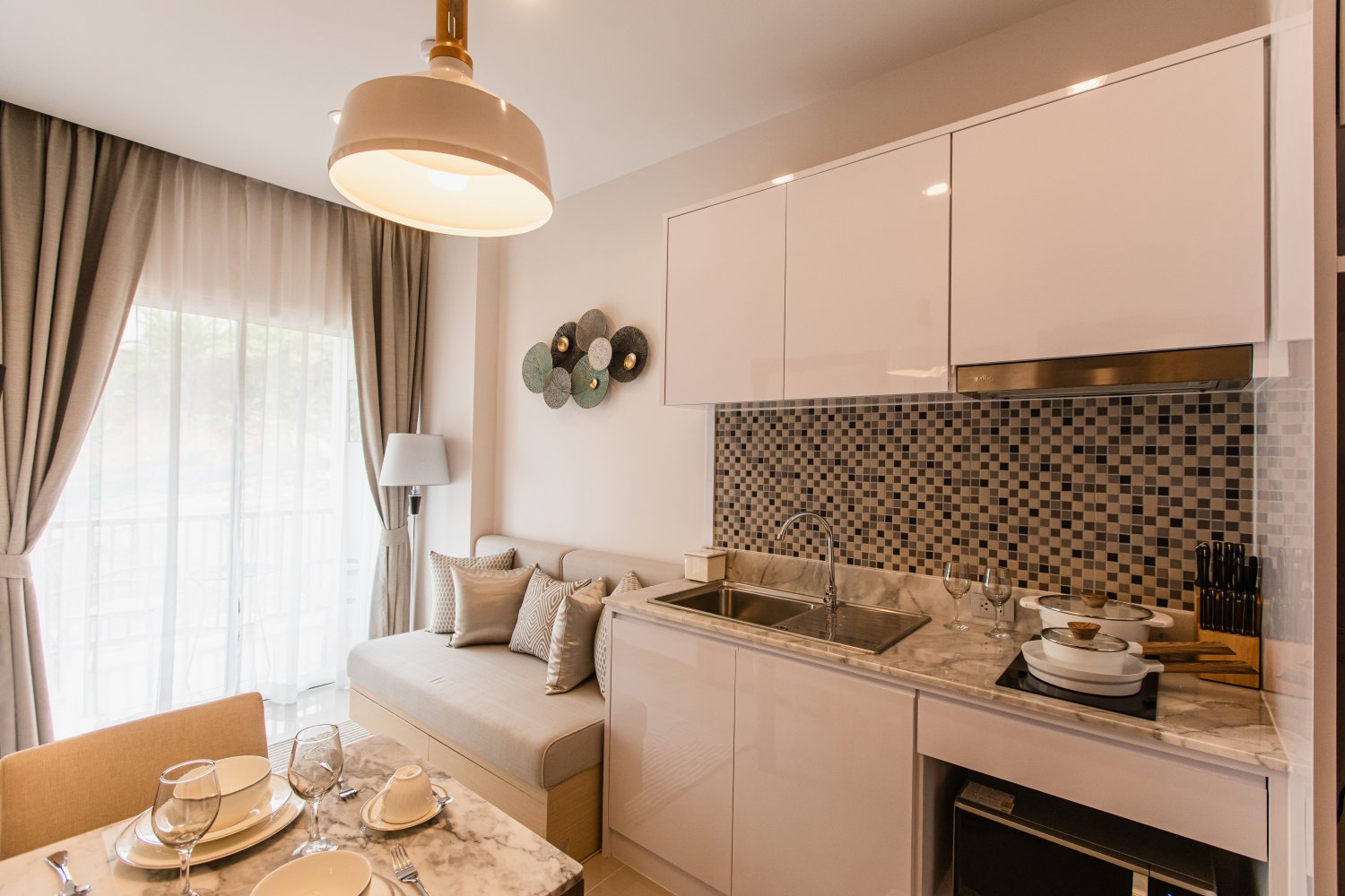 Property image - full photo 10