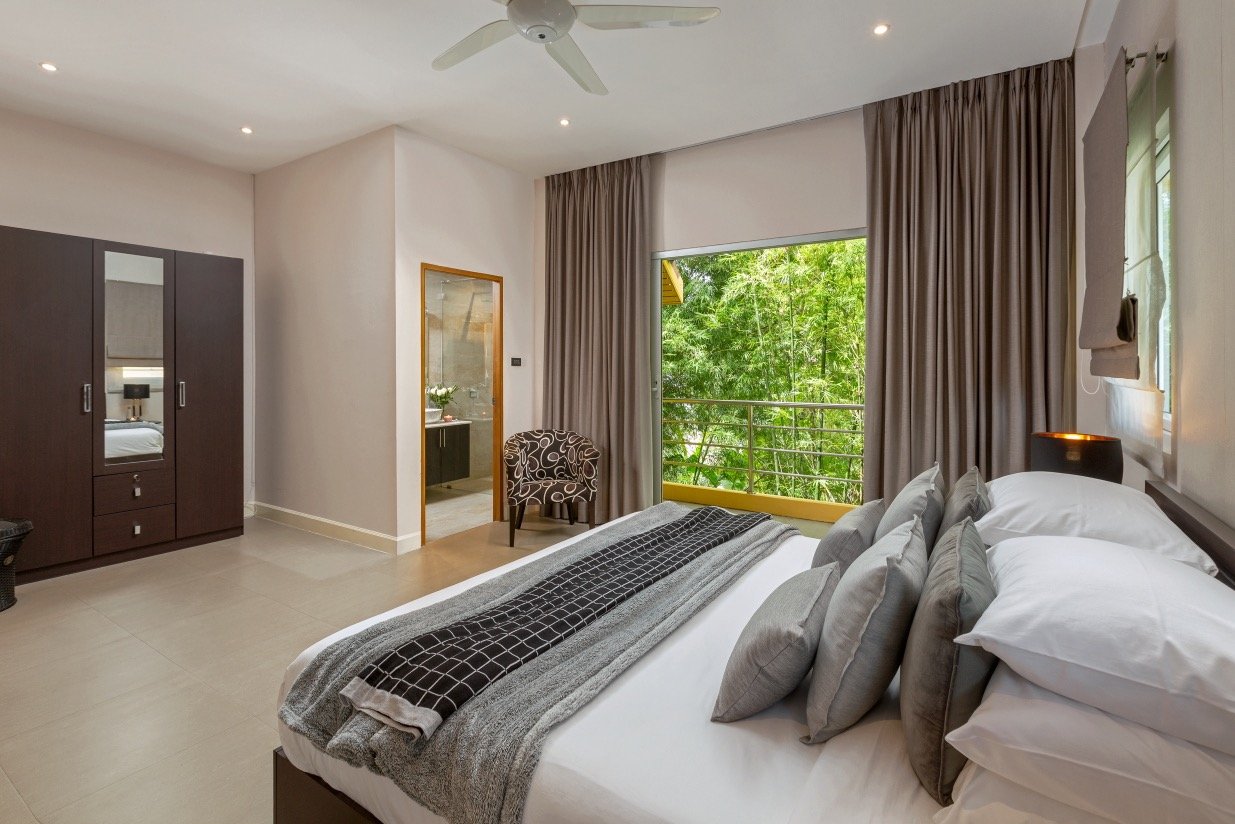 Property image - full photo 43
