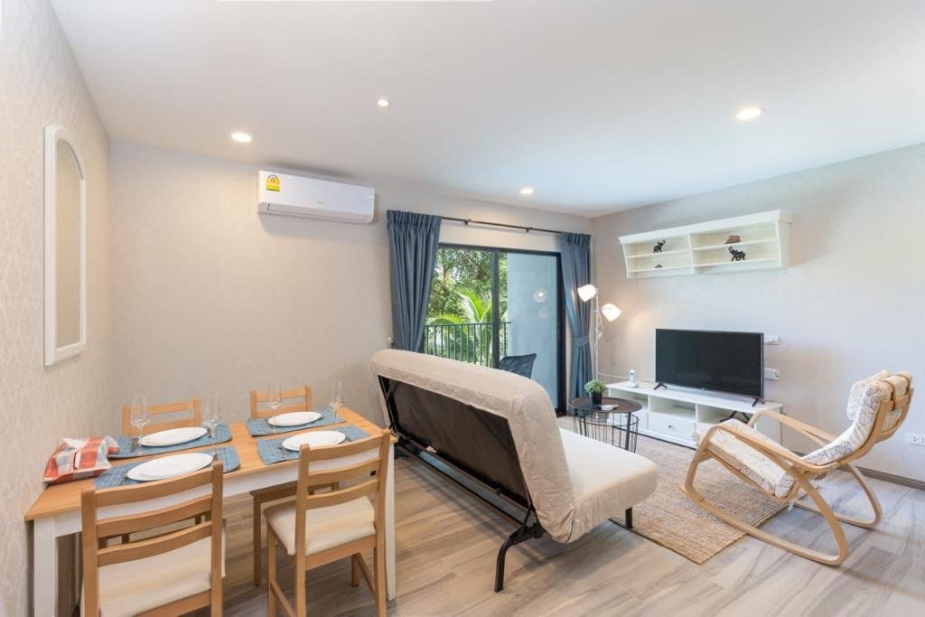 Property image - full photo 5