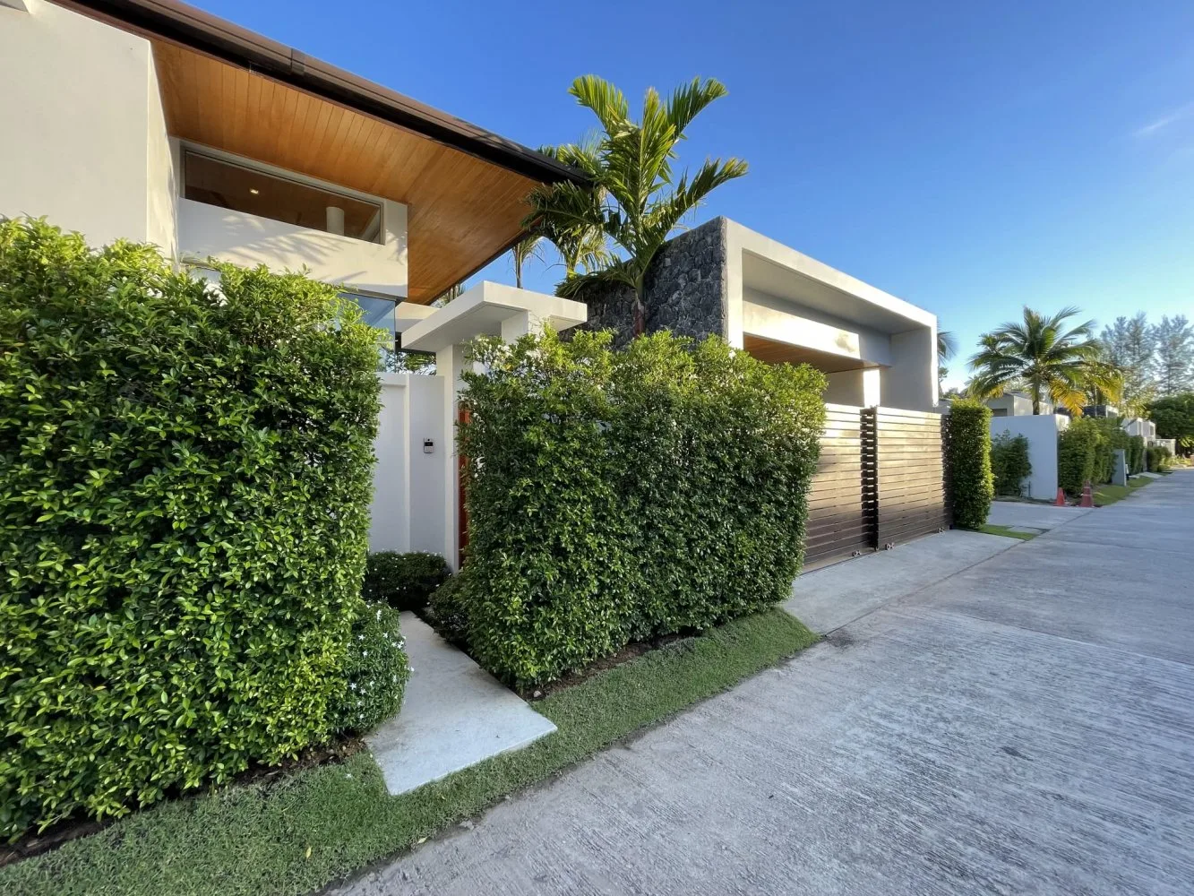 Property image - full photo 30