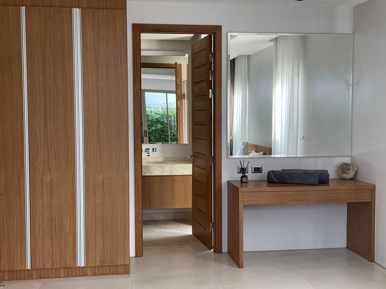 Property image - full photo 17
