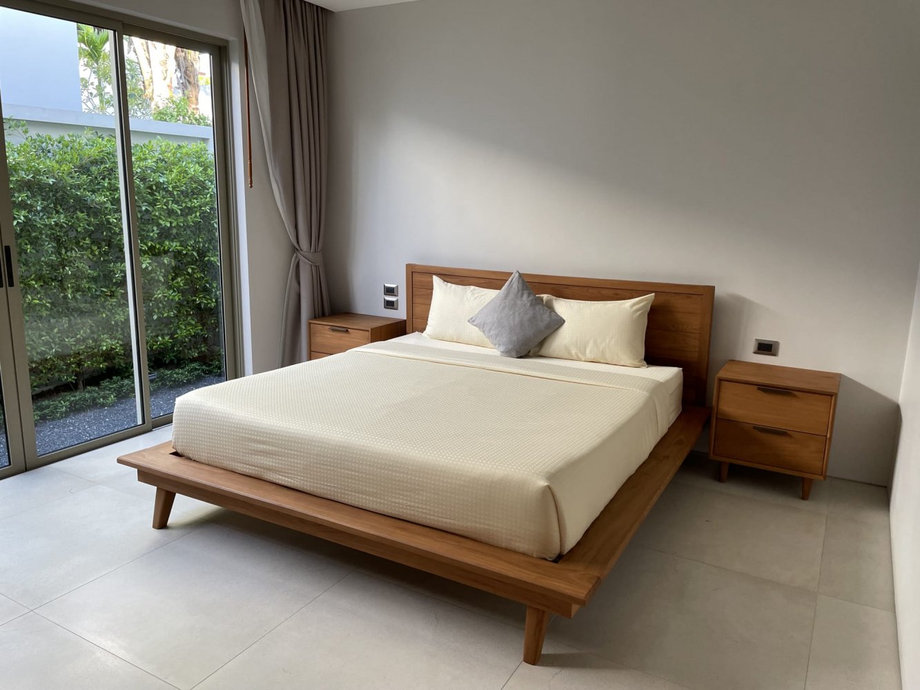 Property image - full photo 11