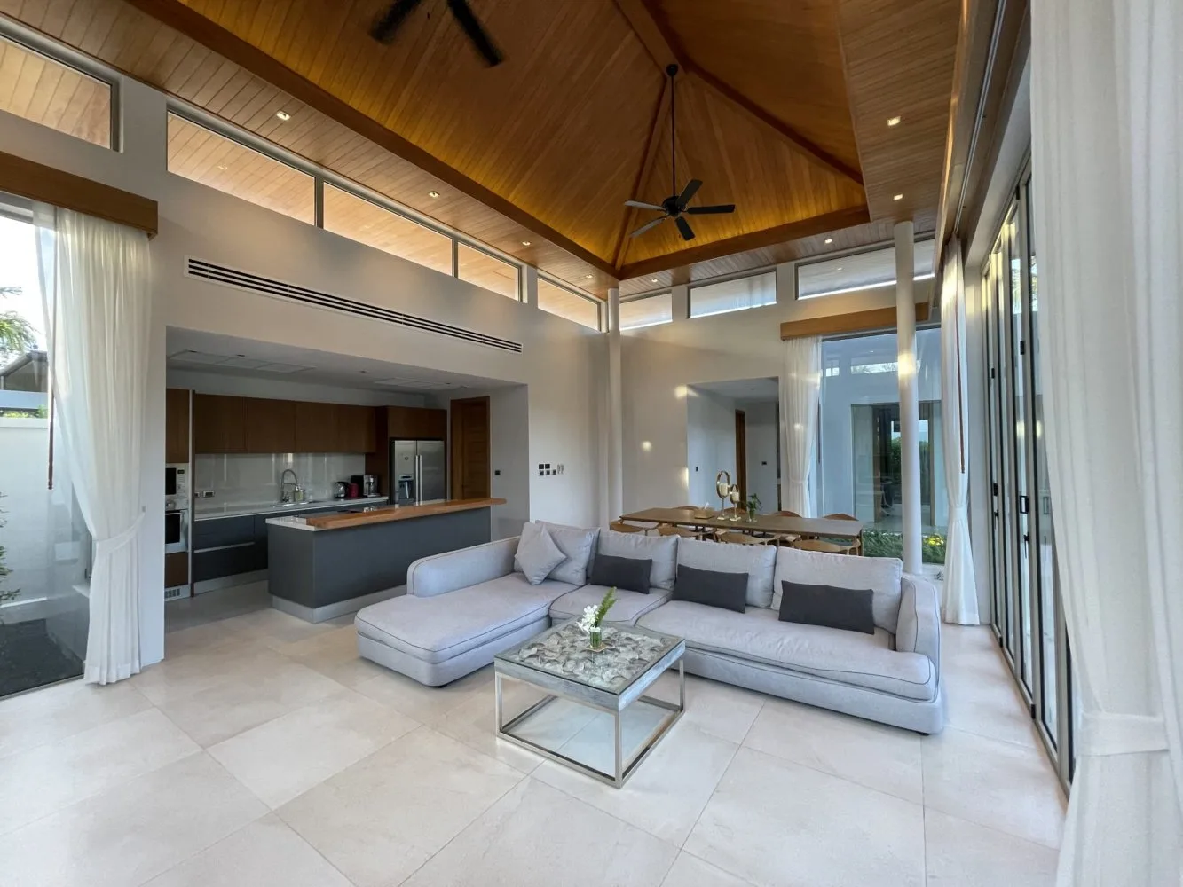 Property image - full photo 8