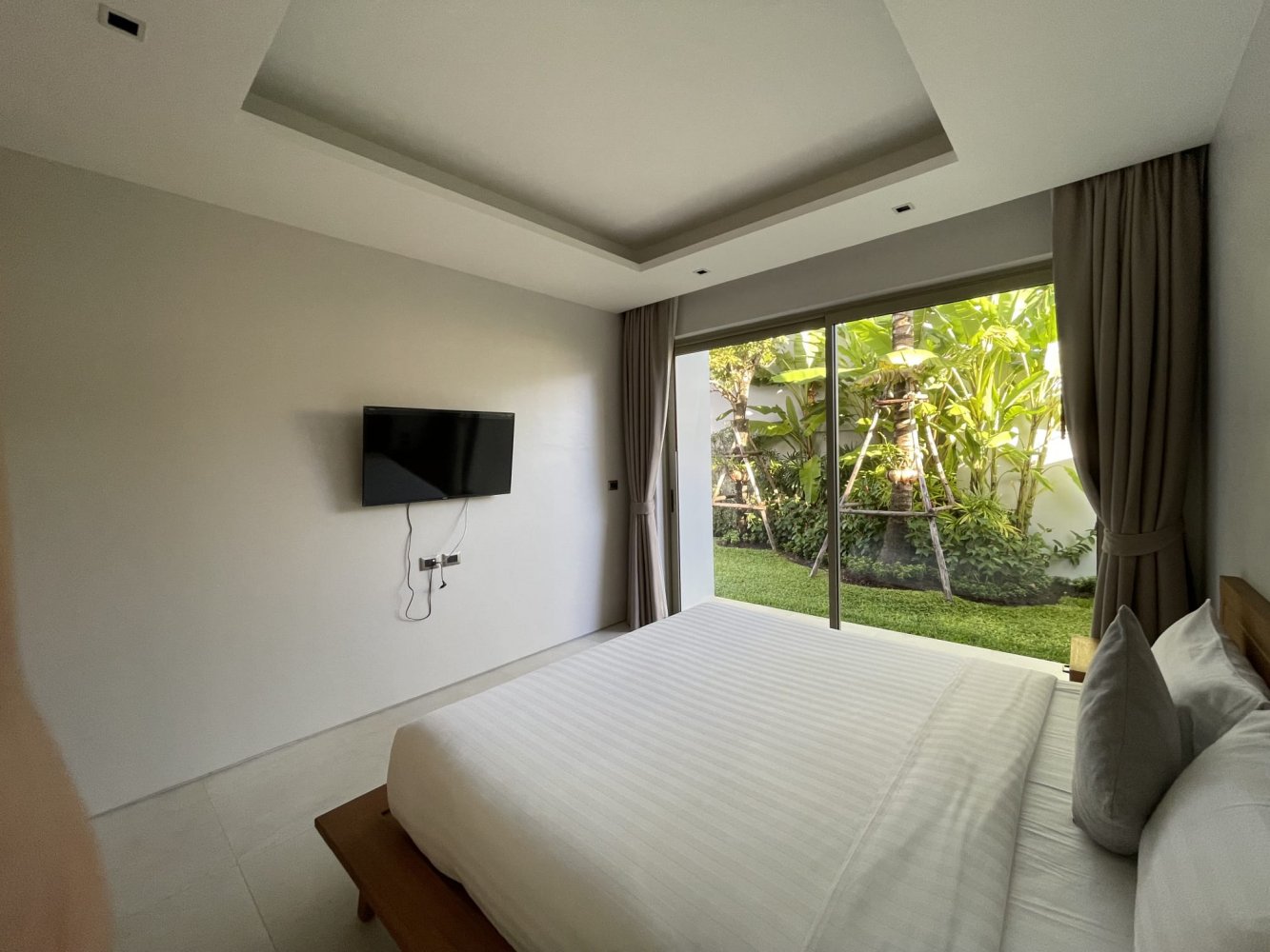 Property image - full photo 13