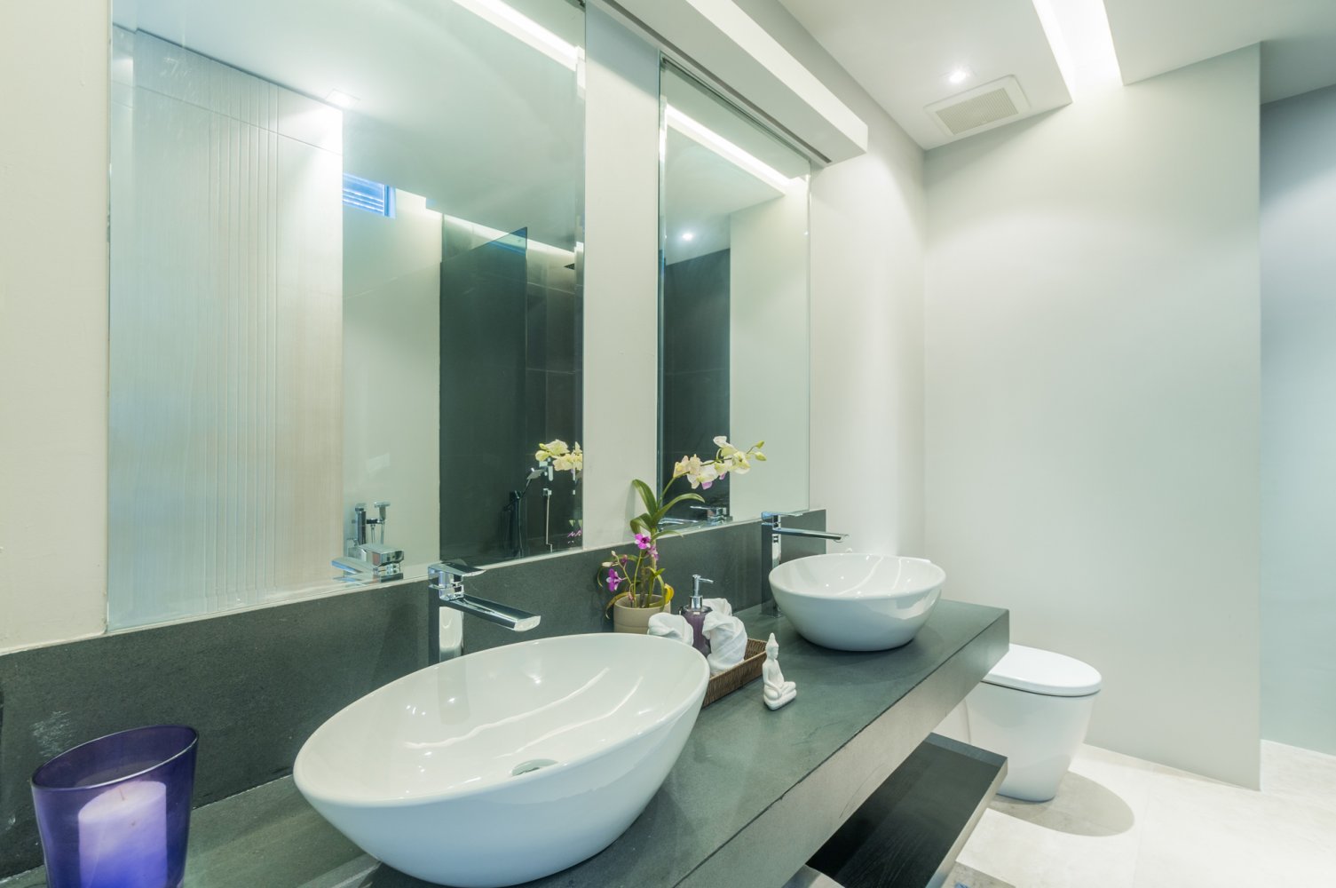 Property image - full photo 25
