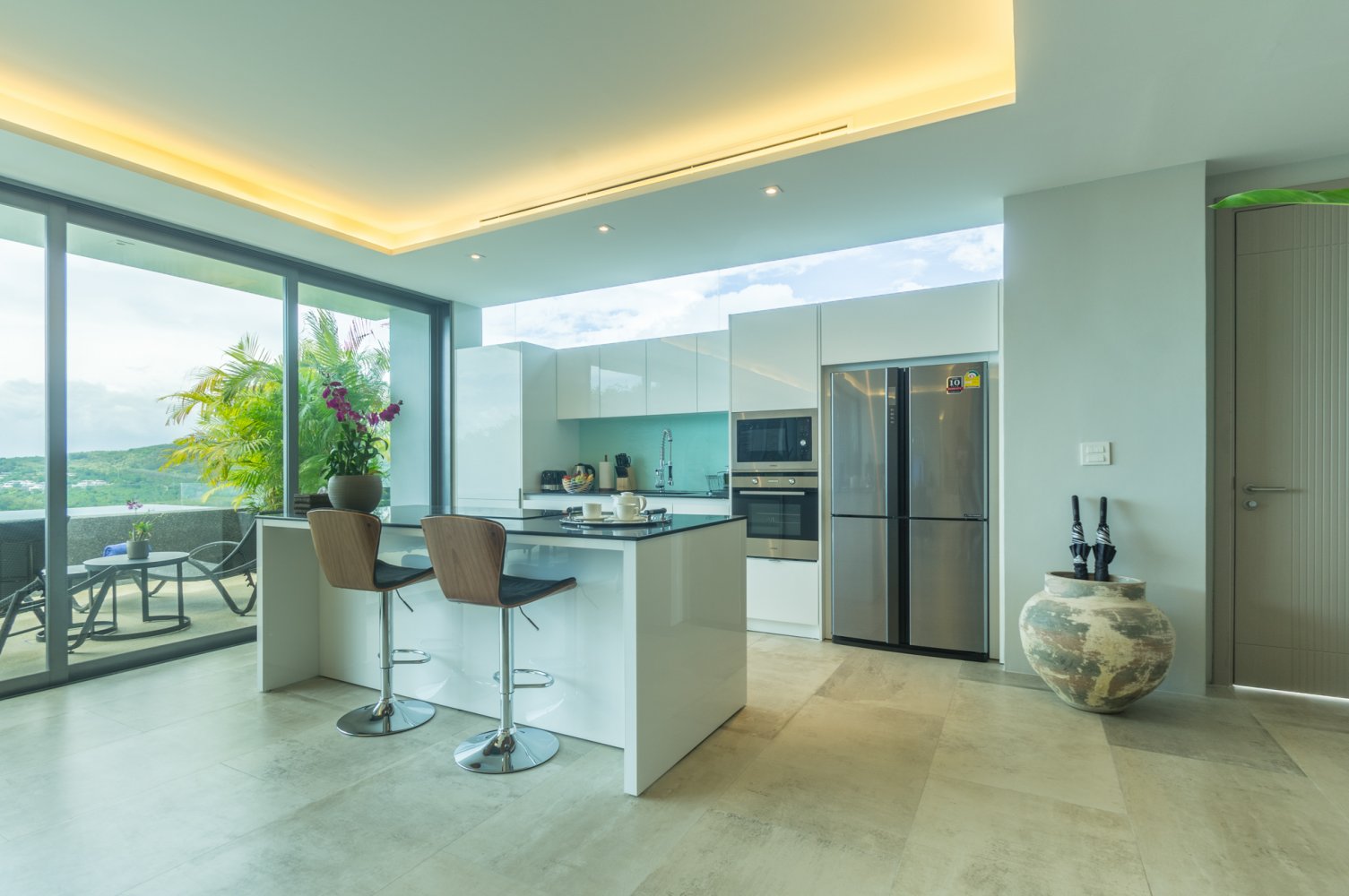 Property image - full photo 16