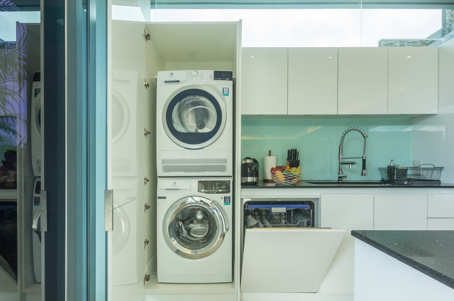 Property image - full photo 30