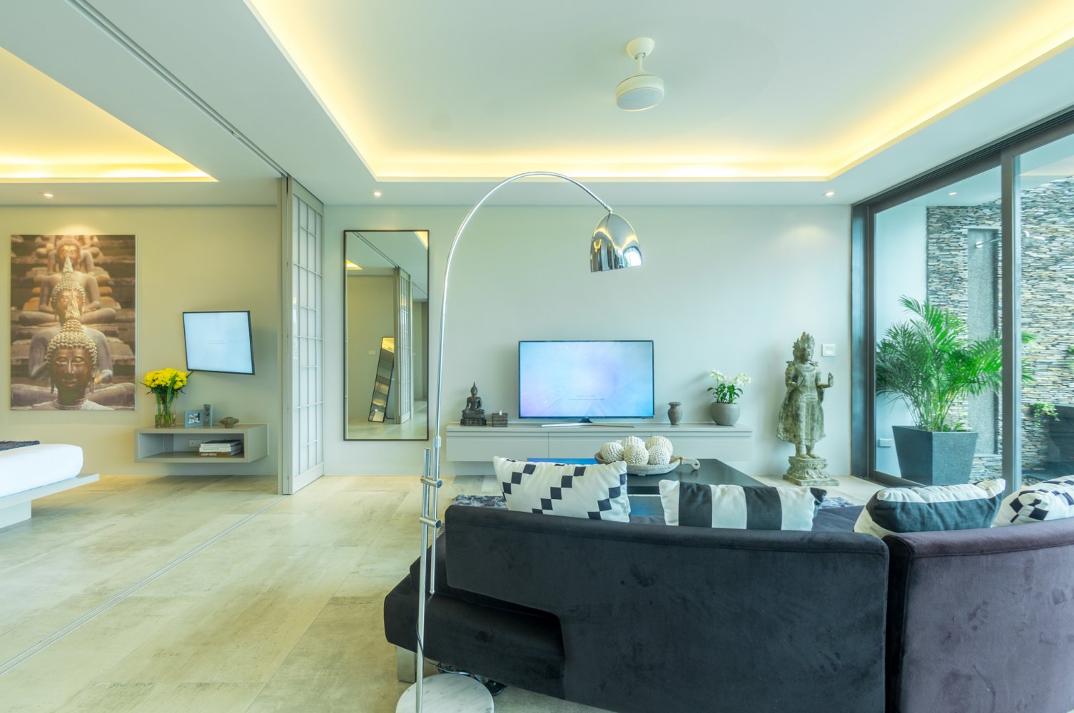 Property image - full photo 13