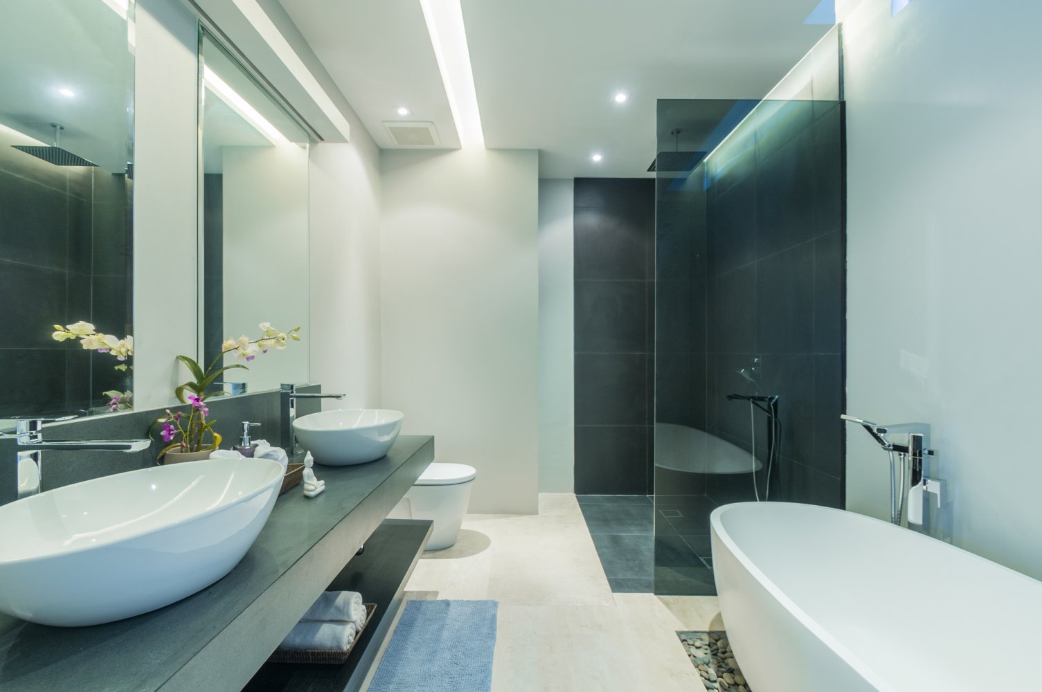 Property image - full photo 26