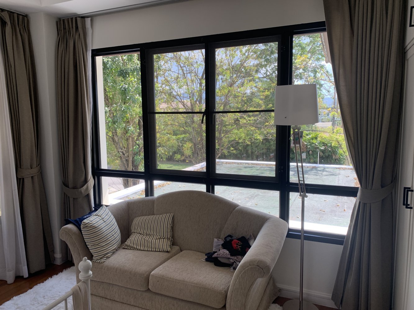 Property image - full photo 13