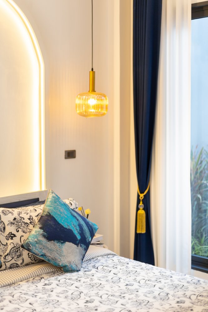 Property image - full photo 16