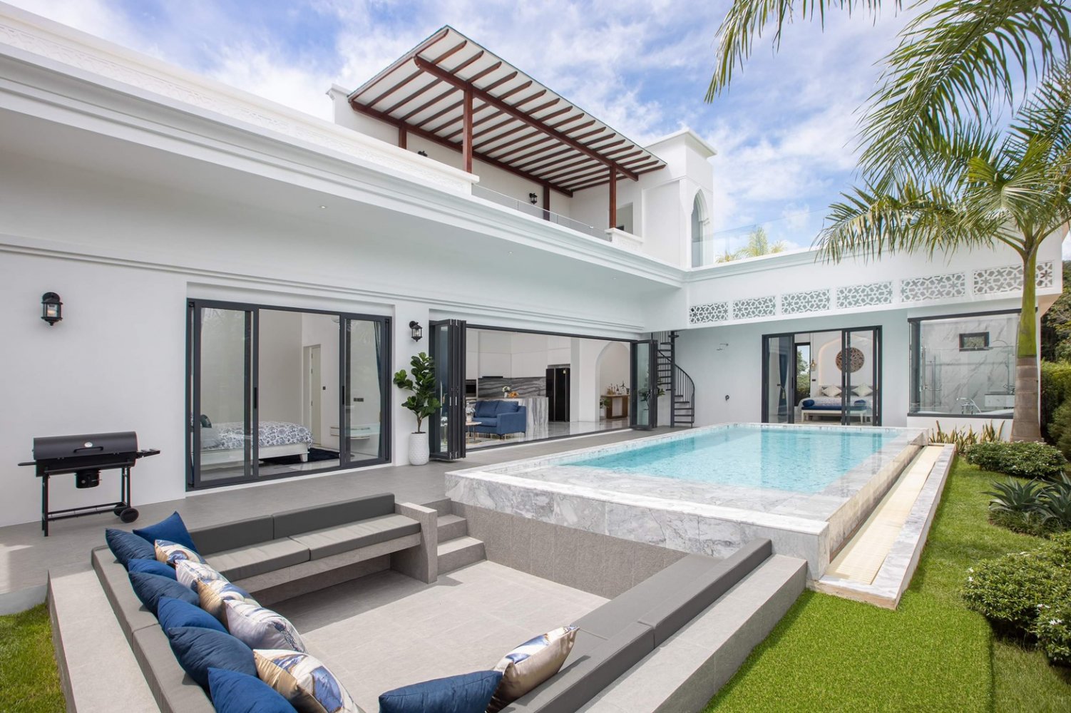 Property image - full photo 1