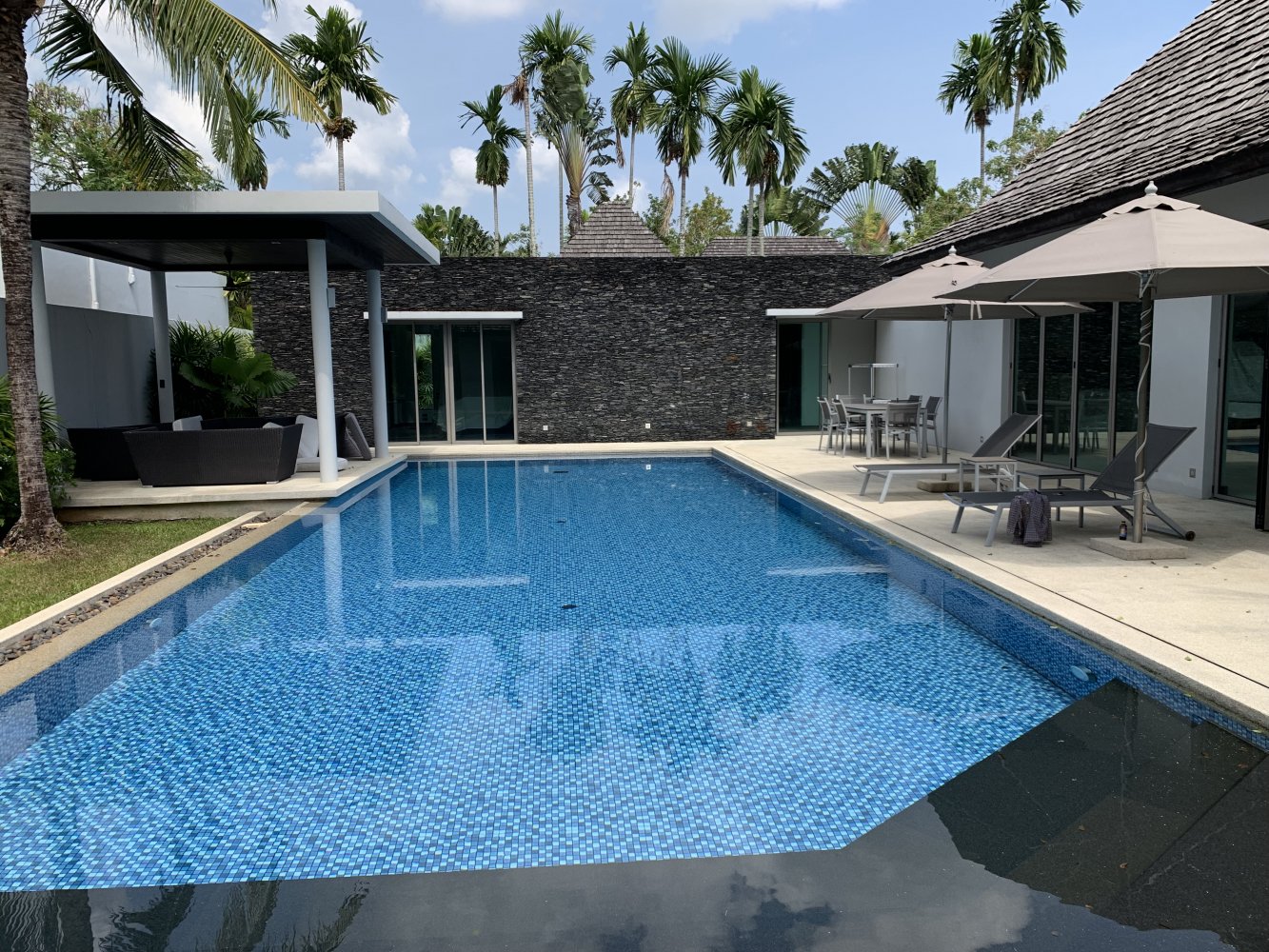 Property image - full photo 1