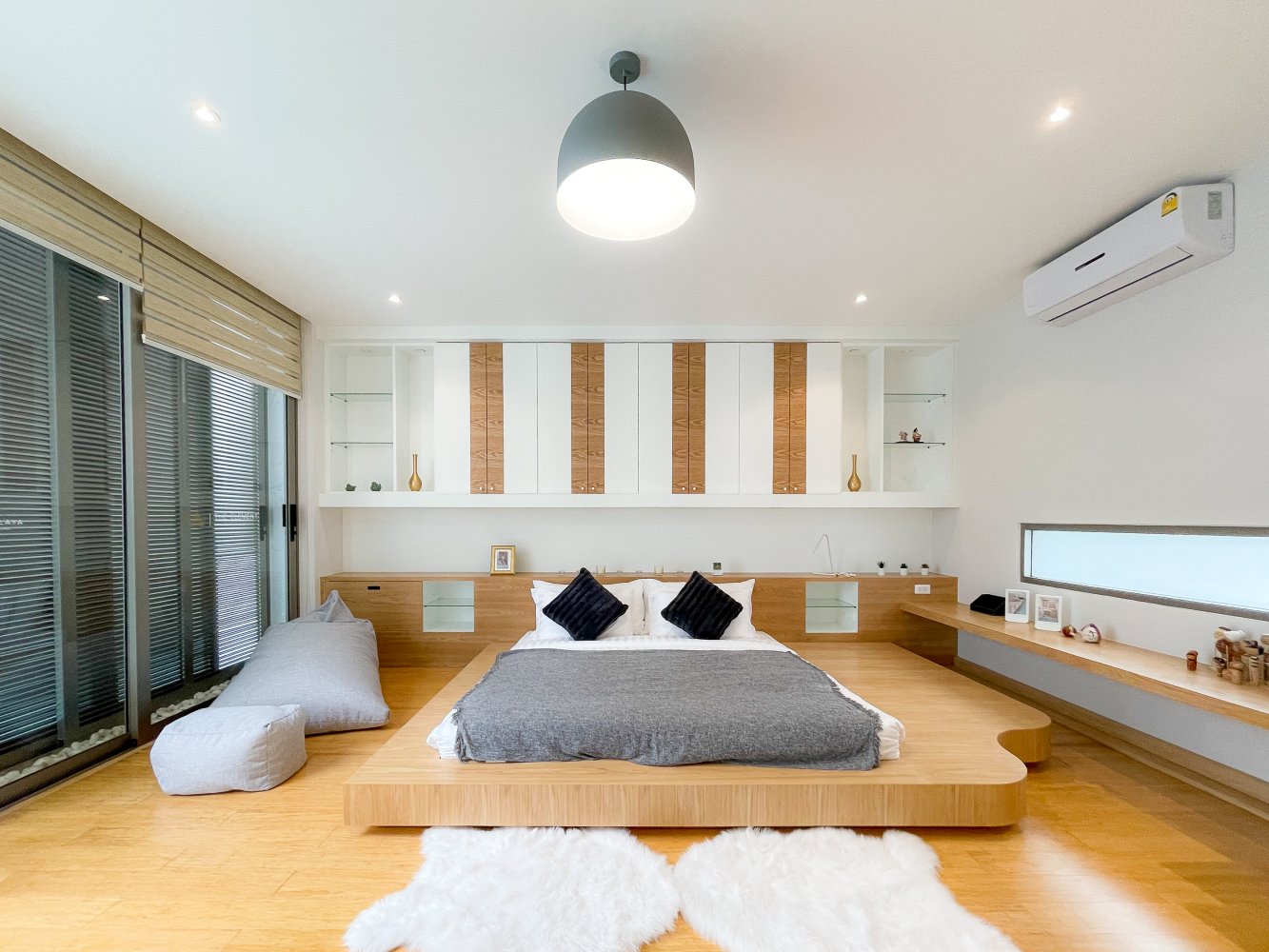 Property image - full photo 45