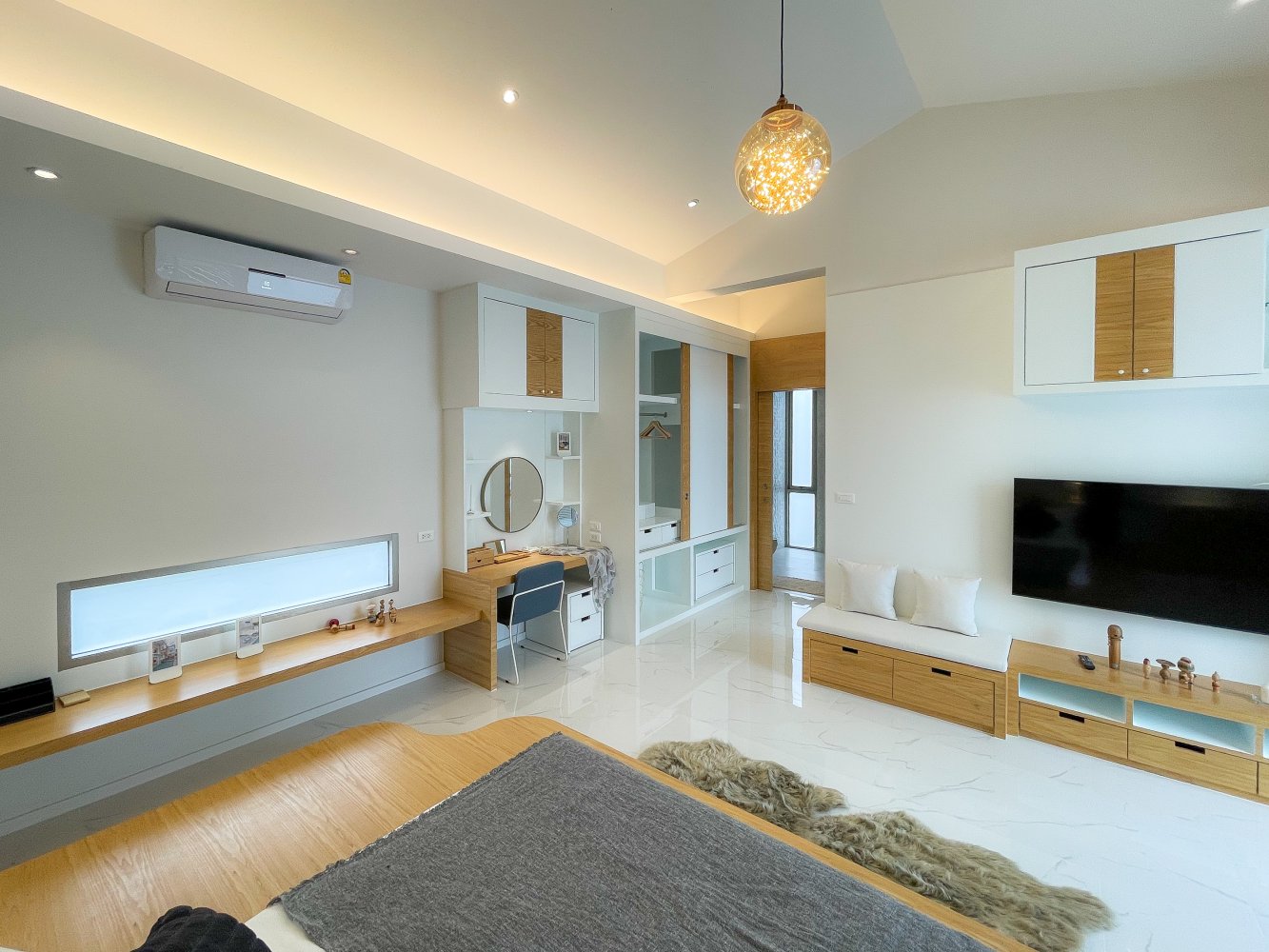 Property image - full photo 46