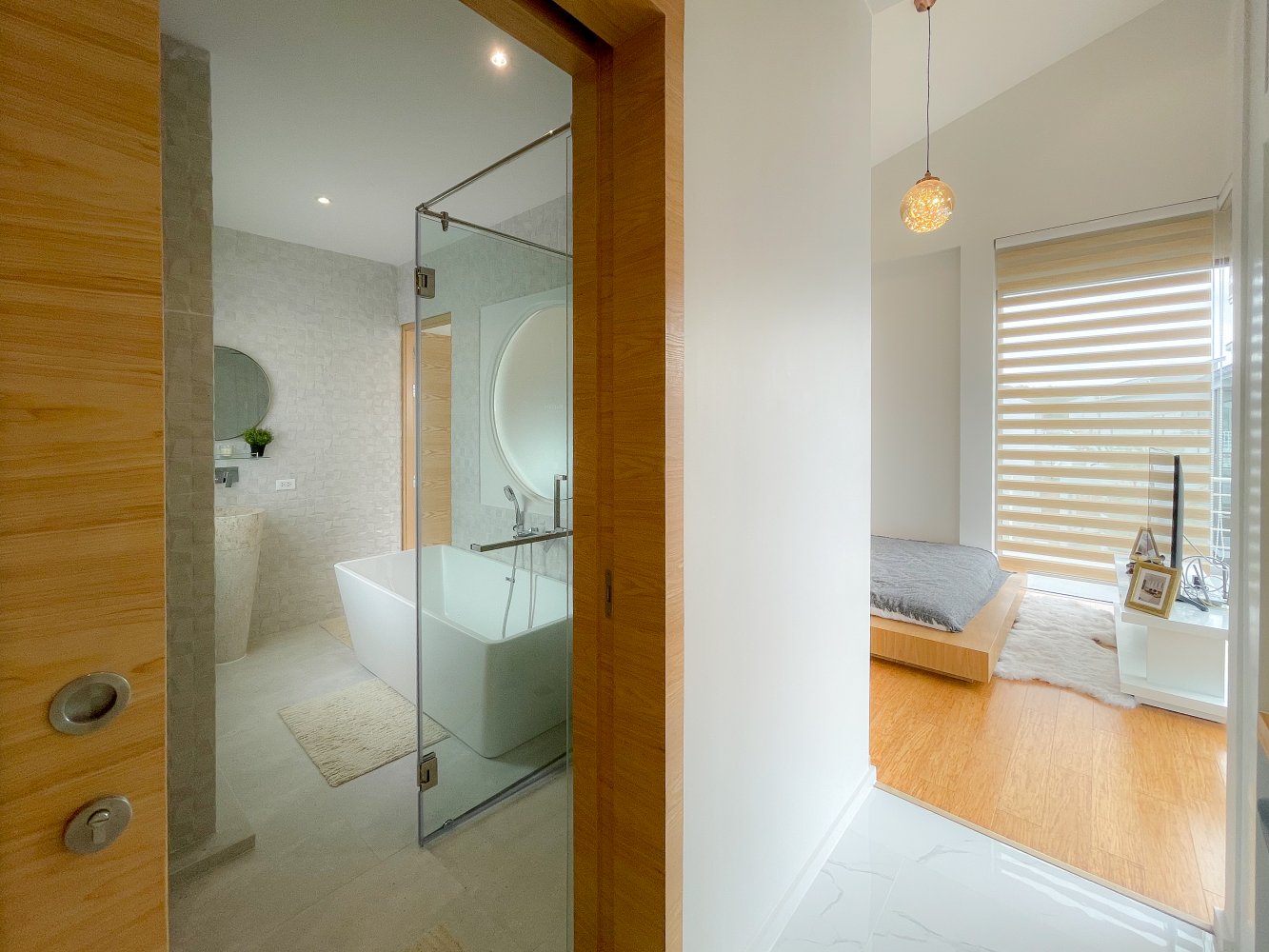 Property image - full photo 37