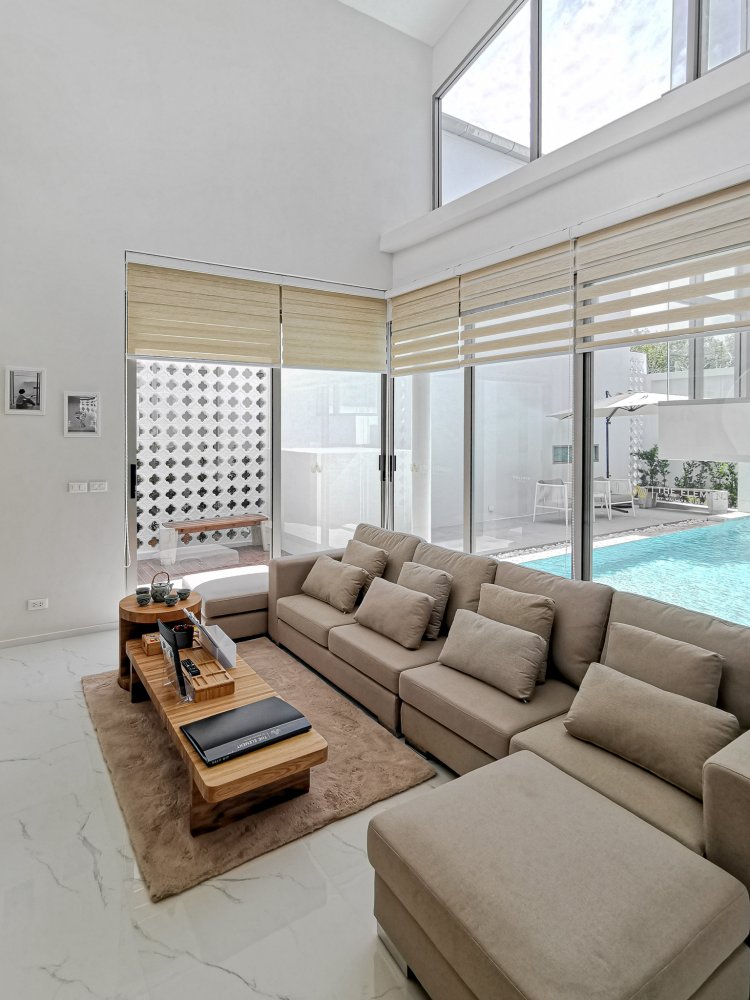 Property image - full photo 32