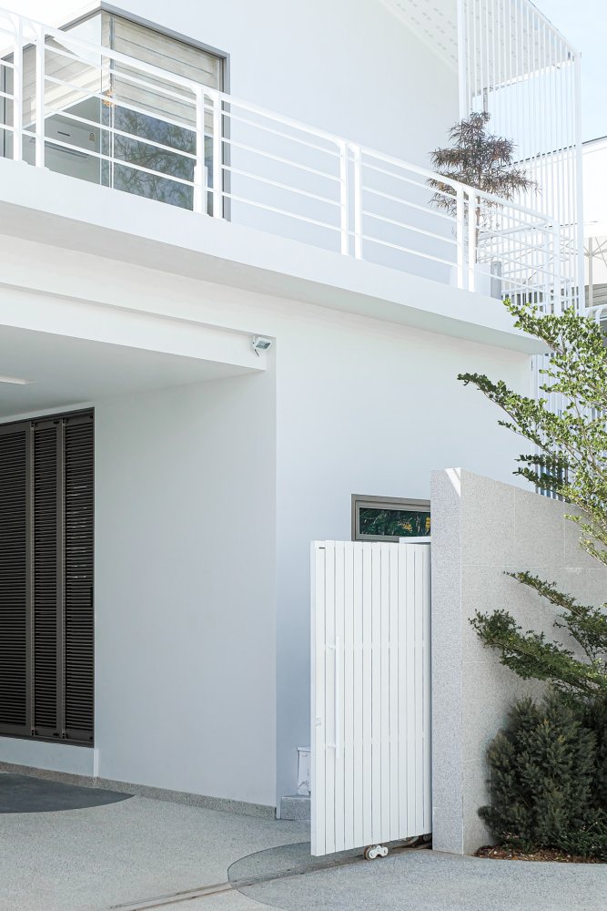 Property image - full photo 76
