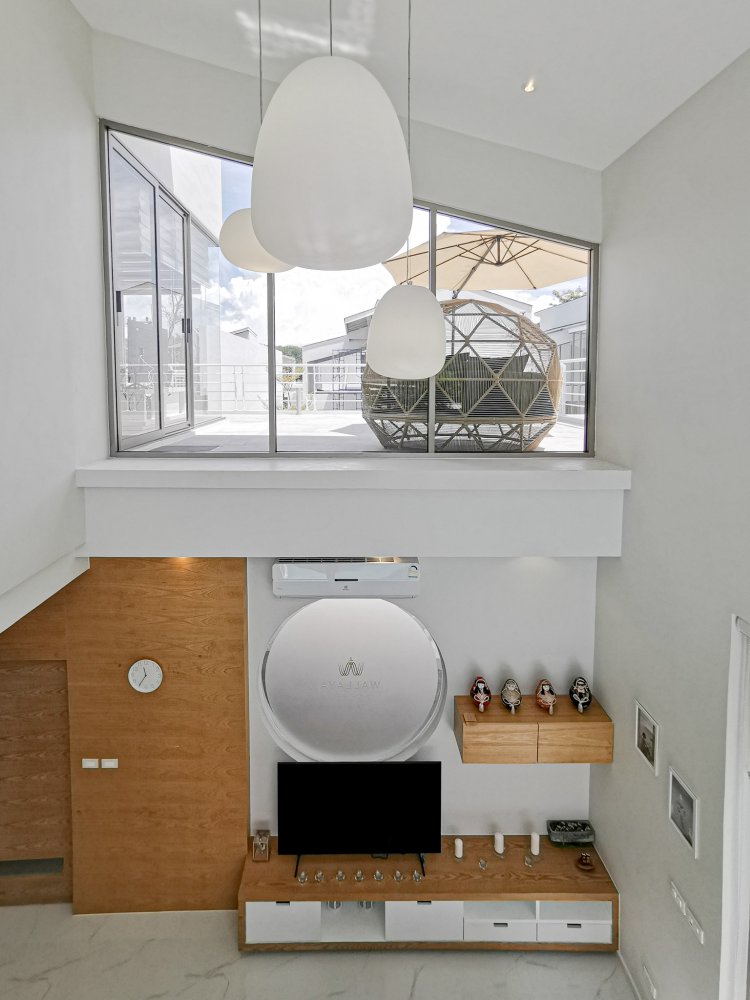 Property image - full photo 25